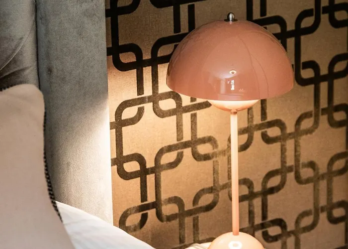 דירה Lupin - By Emerald