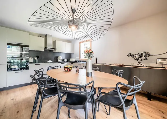 דירה Lupin - By Emerald