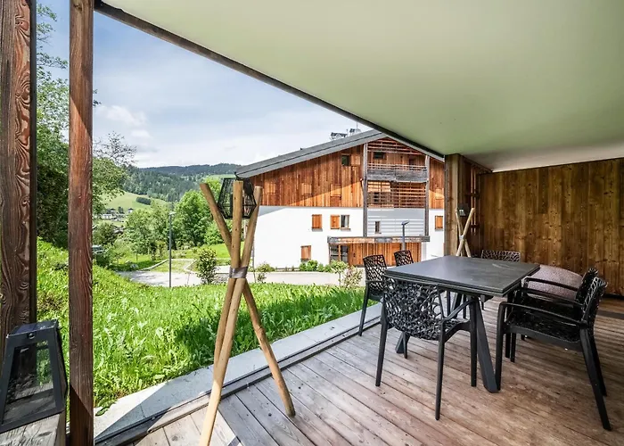 Lupin - By Emerald Megève